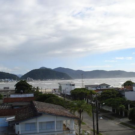 生活住宅一室公寓 瓜拉图巴 外观 照片