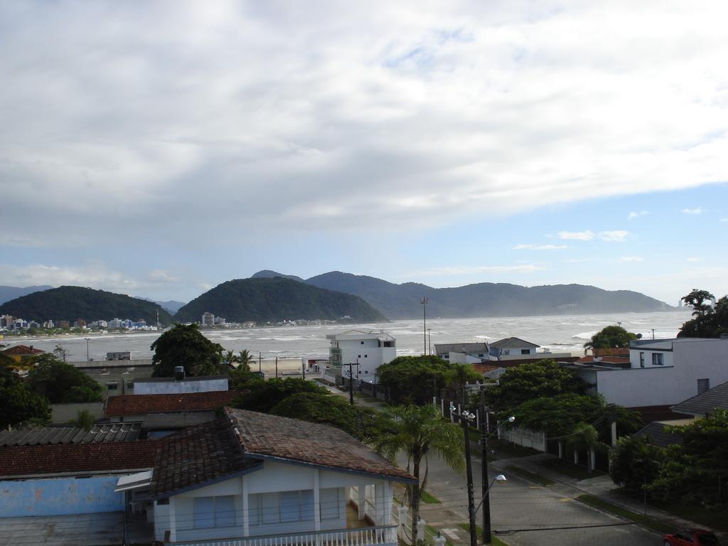 生活住宅一室公寓 瓜拉图巴 外观 照片